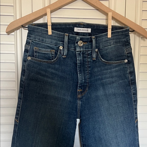 Good American Dark Blue Straight Leg Jeans - Picture 3 of 7